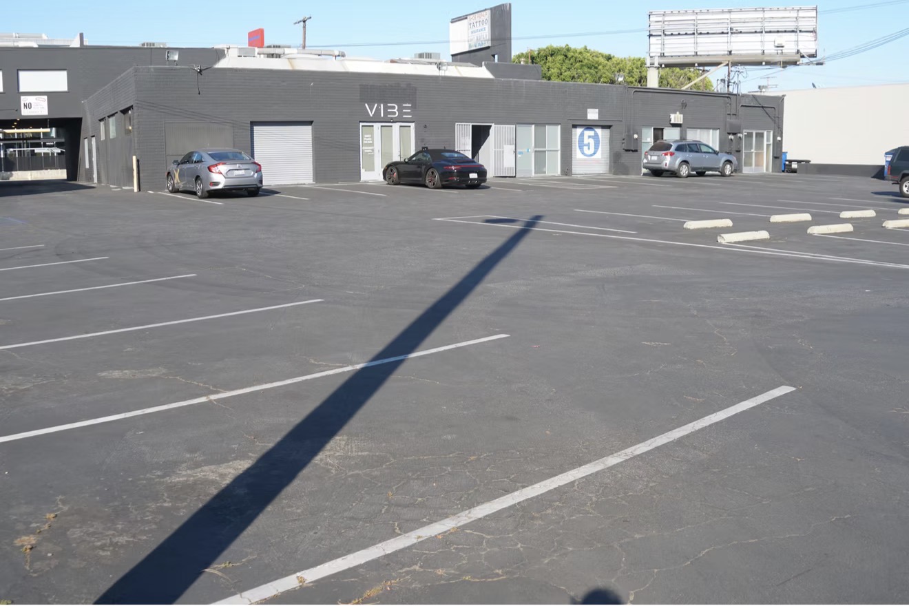 50 spaces. Free parking.